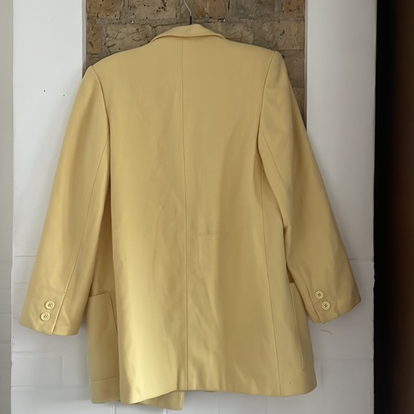 Vintage Butter Yellow Blazer - Picture 7 of 9
